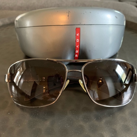 prada sunglasses red frame